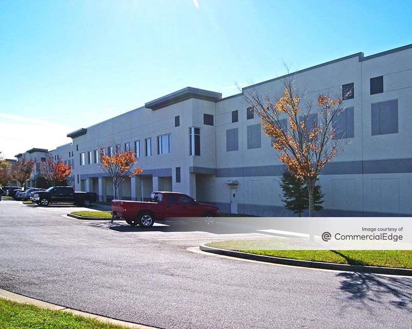 Suwanee Pointe