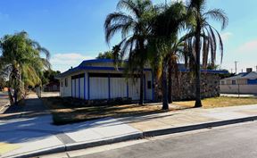 ±2,590 SF Well Known Building In Chowchilla, CA