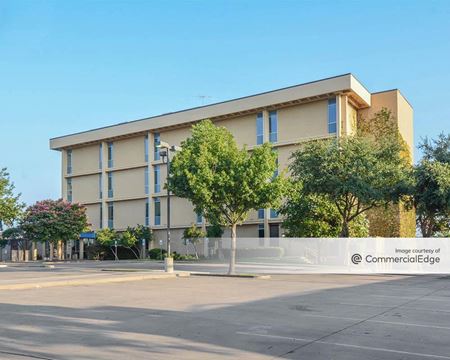 Office space for Rent at 122 West Colorado Blvd in Dallas