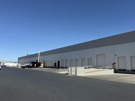 *Sublease* ±111K Industrial Bldg - Near the Strip