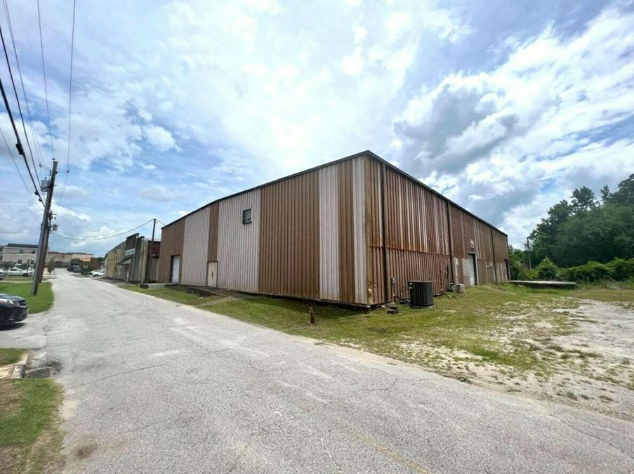 Thomson Warehouse