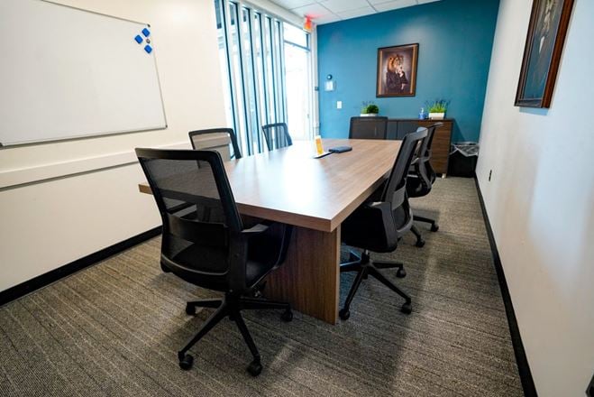LionShare Cowork - Harbour Village