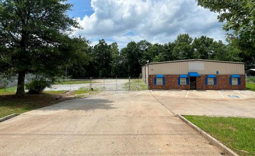 2225 Jason Industrial Parkway