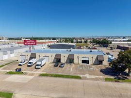 Office / Warehouse in Elmwood