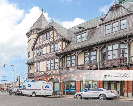 Photo of commercial space at 1324 Beacon Street in Brookline