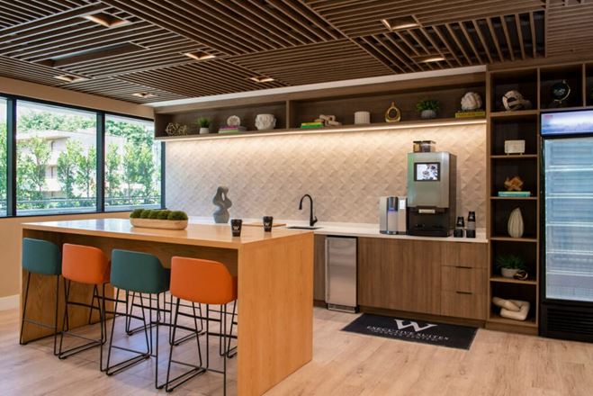 Vanowen Mark LLC - W Executive Suites Warner Center