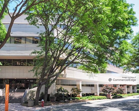 400 Plaza Drive