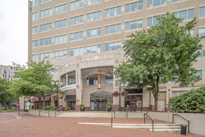 VA, Reston - Reston Town Center
