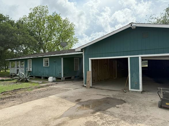 2388 Austin St