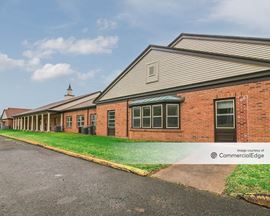 102-104 South Turnpike Road