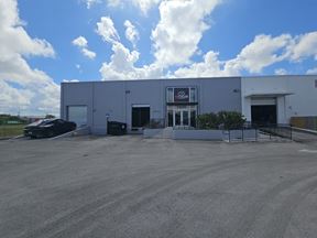 Doral Decor District Showroom Warehouse