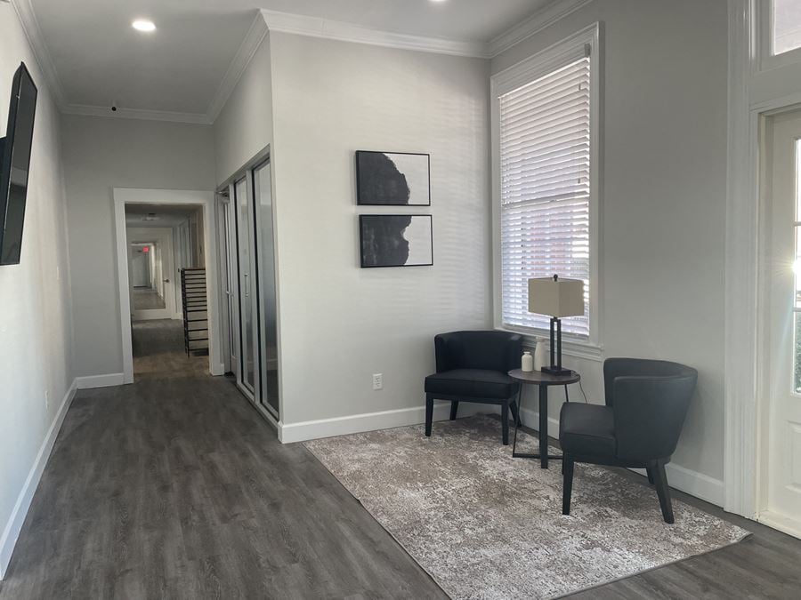 Executive Suites for Lease in Downtown Pensacola