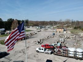 Licursi Garden Center