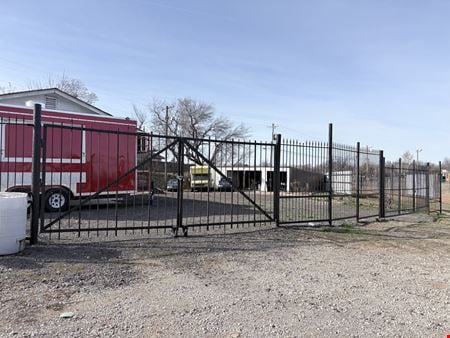 Retail space for Sale at 2140 SW 44TH ST in Oklahoma City