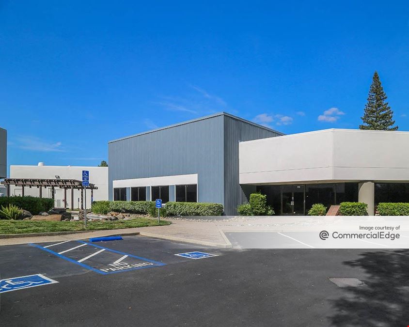 Lake Forest Business Park - 181 Blue Ravine Road