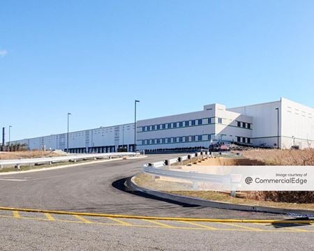 Industrial space for Rent at 549 Mill Road in Edison