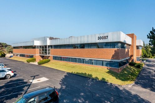 30057 Orchard Lake Road - Lease