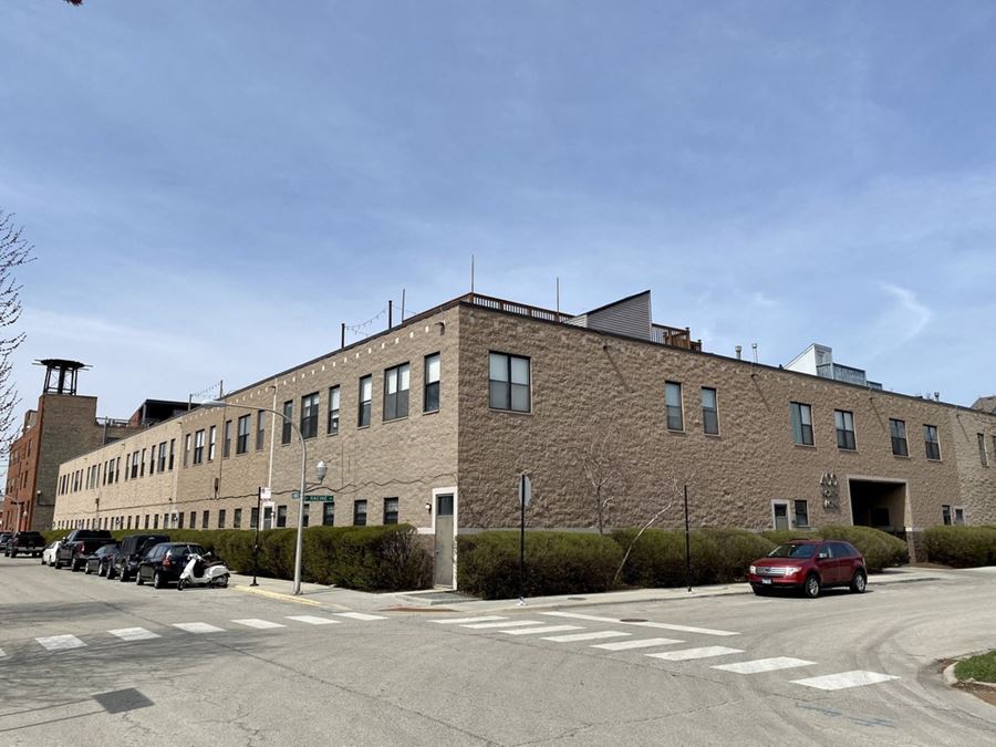 400 N Racine, unit 101