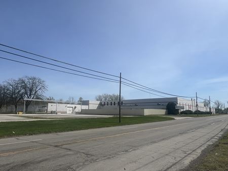 Industrial space for Rent at 6120 N Detroit Avenue in Toledo