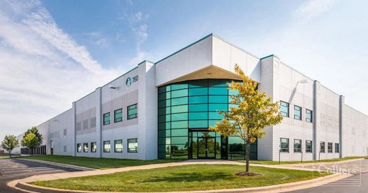 165,706 SF Available for Sublease in Romeoville