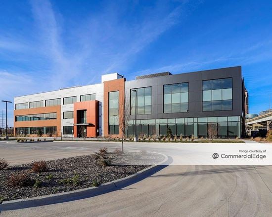 Gray's Lake Office Park - Building 1