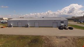 Clean high bay industrial warehouse