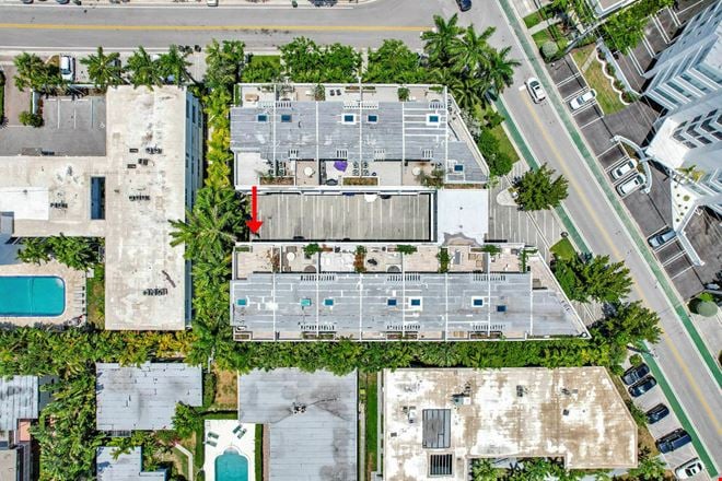 Palm Villas Townhome | Bay Harbour