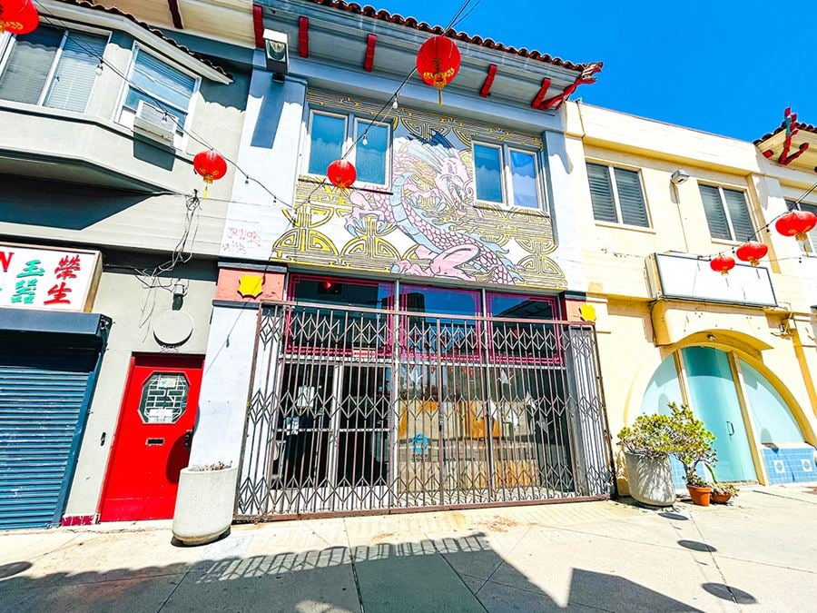953 Chung King Rd