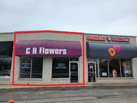 Retail space for Rent at 1926 S River Rd in Des Plaines