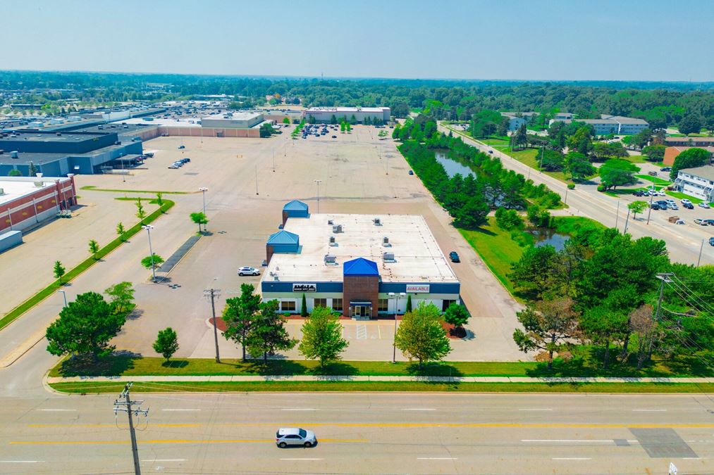 5206-5210 West Saginaw Highway