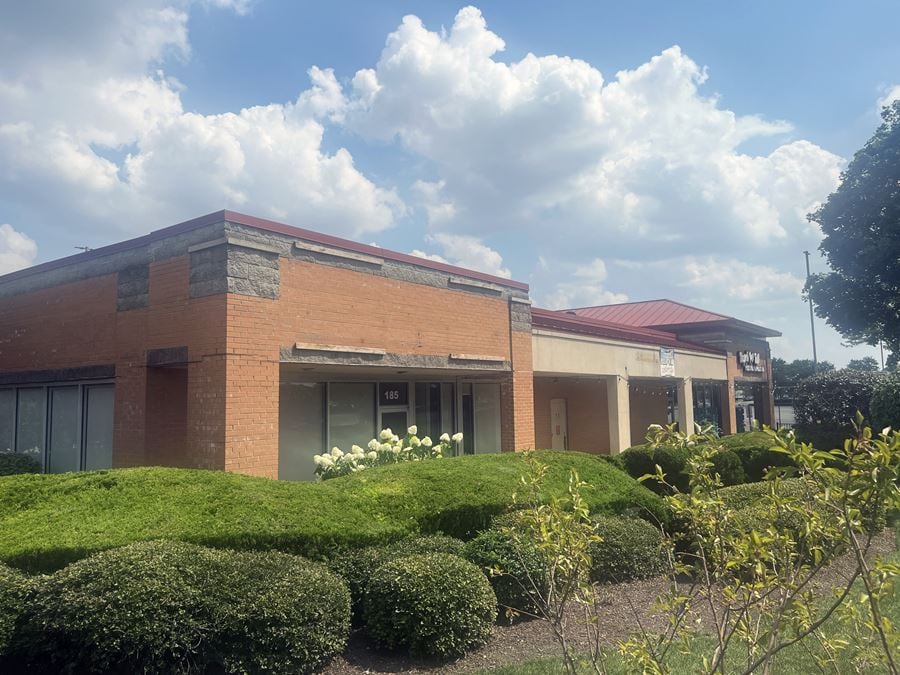 Barrington Rd Retail - Outlot to Kohl's