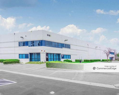 Corona Business Center