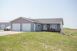 Residential Home w/ a Large Insulated Metal Shop
