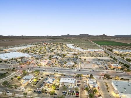Retail space for Sale at 1005 N Promenade Pkwy in Case Grande