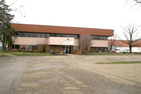 4101 Shuffel Dr NW - North Canton