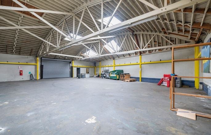 4917 International Blvd