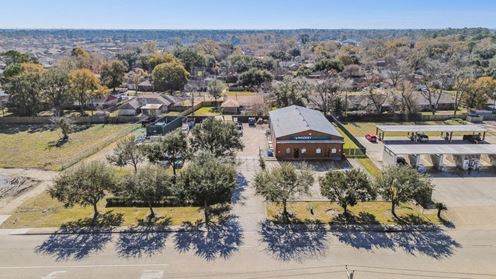 5252 FM 517 Road East