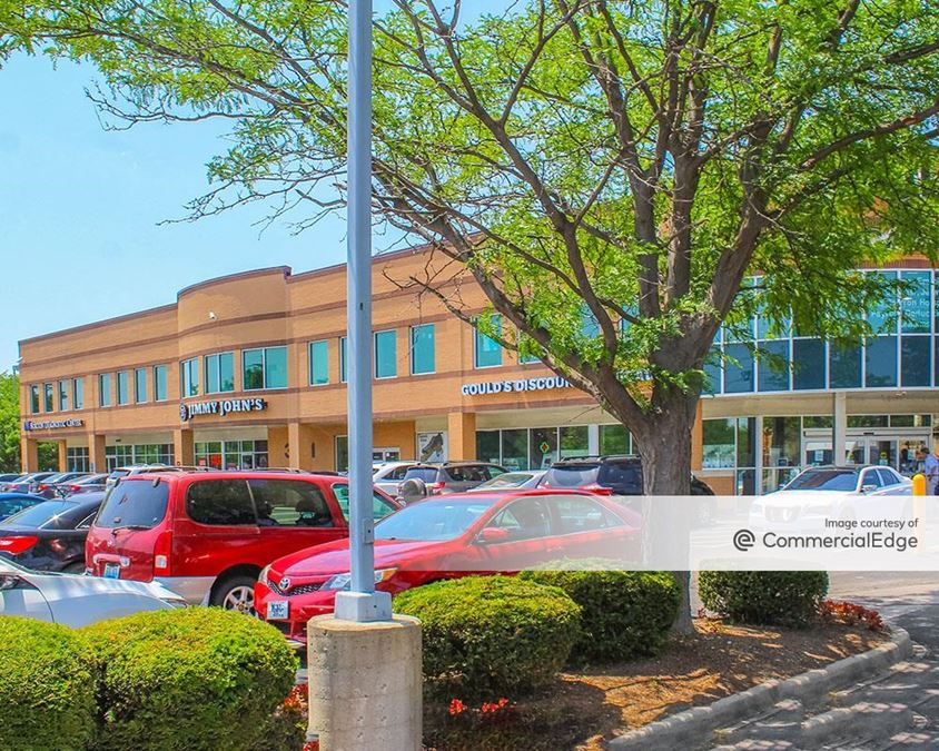 3901 Dutchmans Lane, Louisville, KY 40207