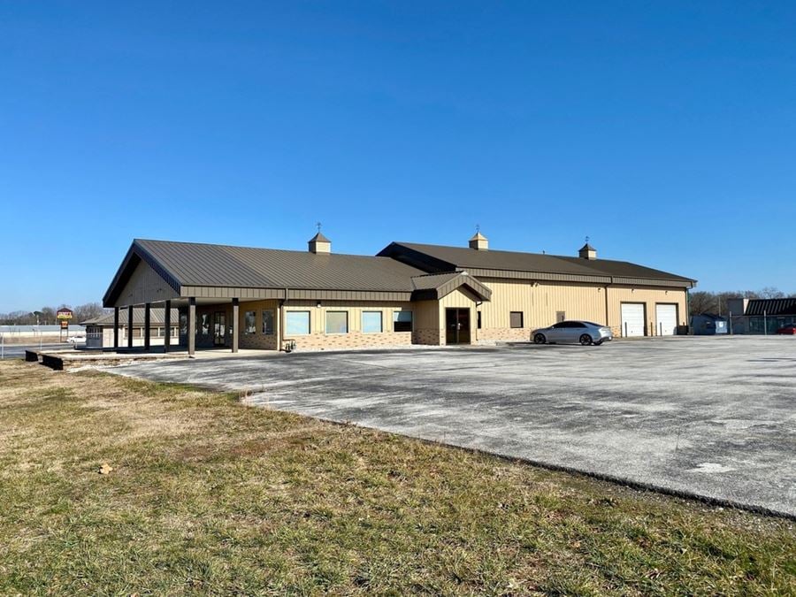 1856 N US Hwy-160, Nixa, MO | Retail Building