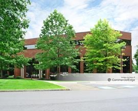 Linden Oaks Office Park - 500 Linden Oaks