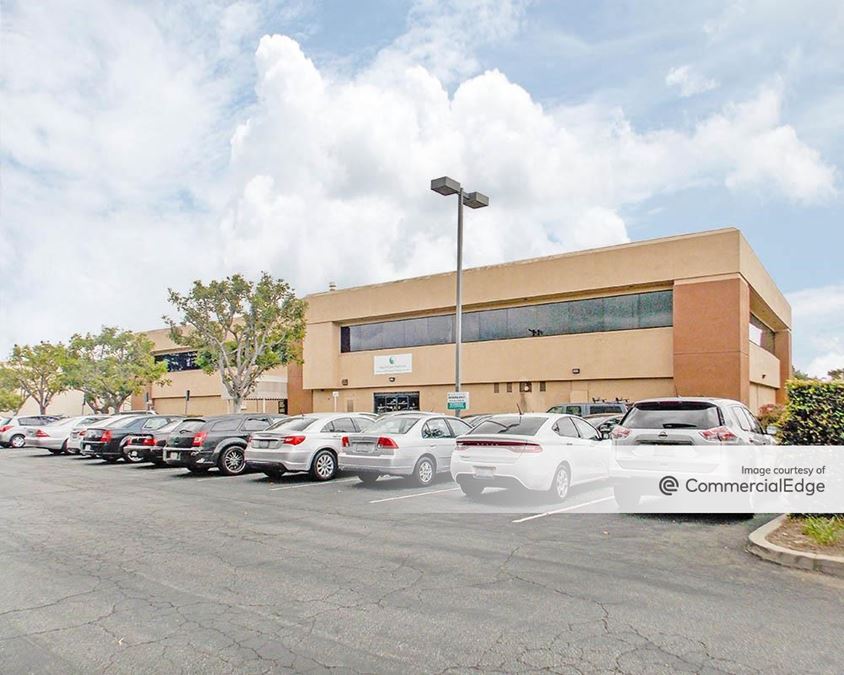 8311 Florence Avenue 8311 Florence Avenue Office Building