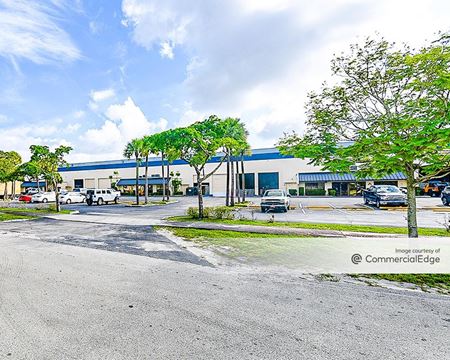 Industrial space for Rent at 1450 NW 159th Street in Miami