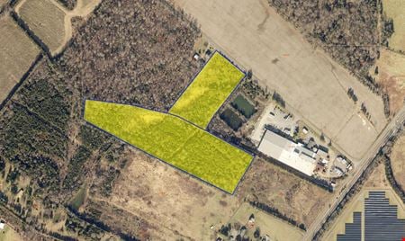 Photo of commercial space at 11622 Lucky Hill Rd in Remington