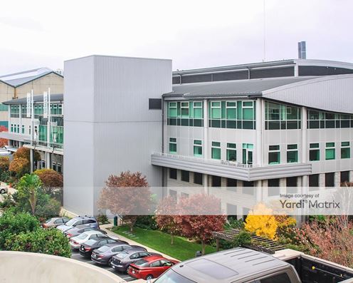 Aquatic Park Center - 725 Potter Street