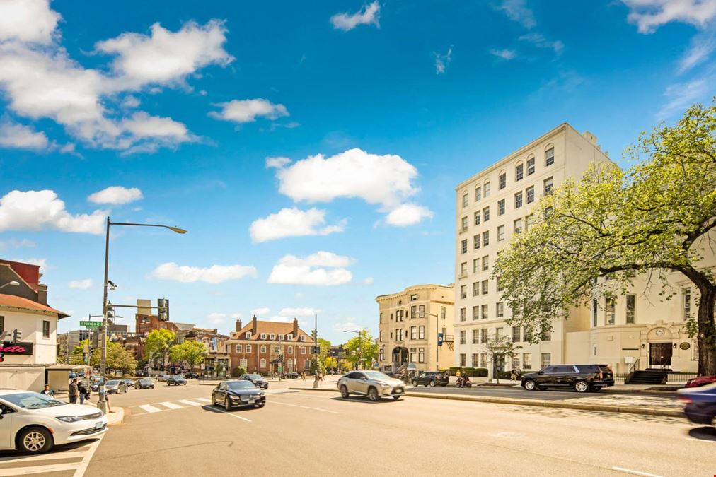 Oxford Apartments (1808 Connecticut Avenue NW)