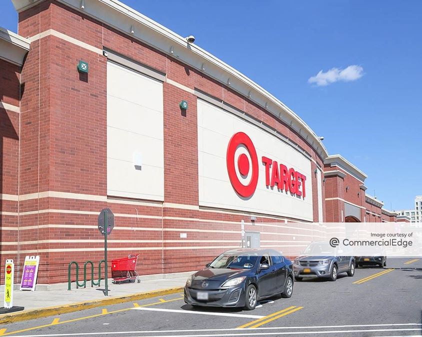 519 Gateway Drive, Brooklyn Retail Space For Lease