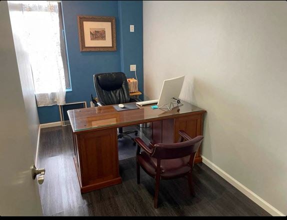 Modern Office Rentals - – Private & Professional