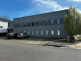 Close-In Creative Building