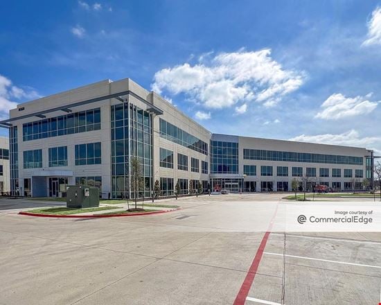 121 Commerce Center - TERRA