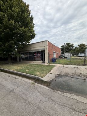 Pattie Street Flex Space with Yard